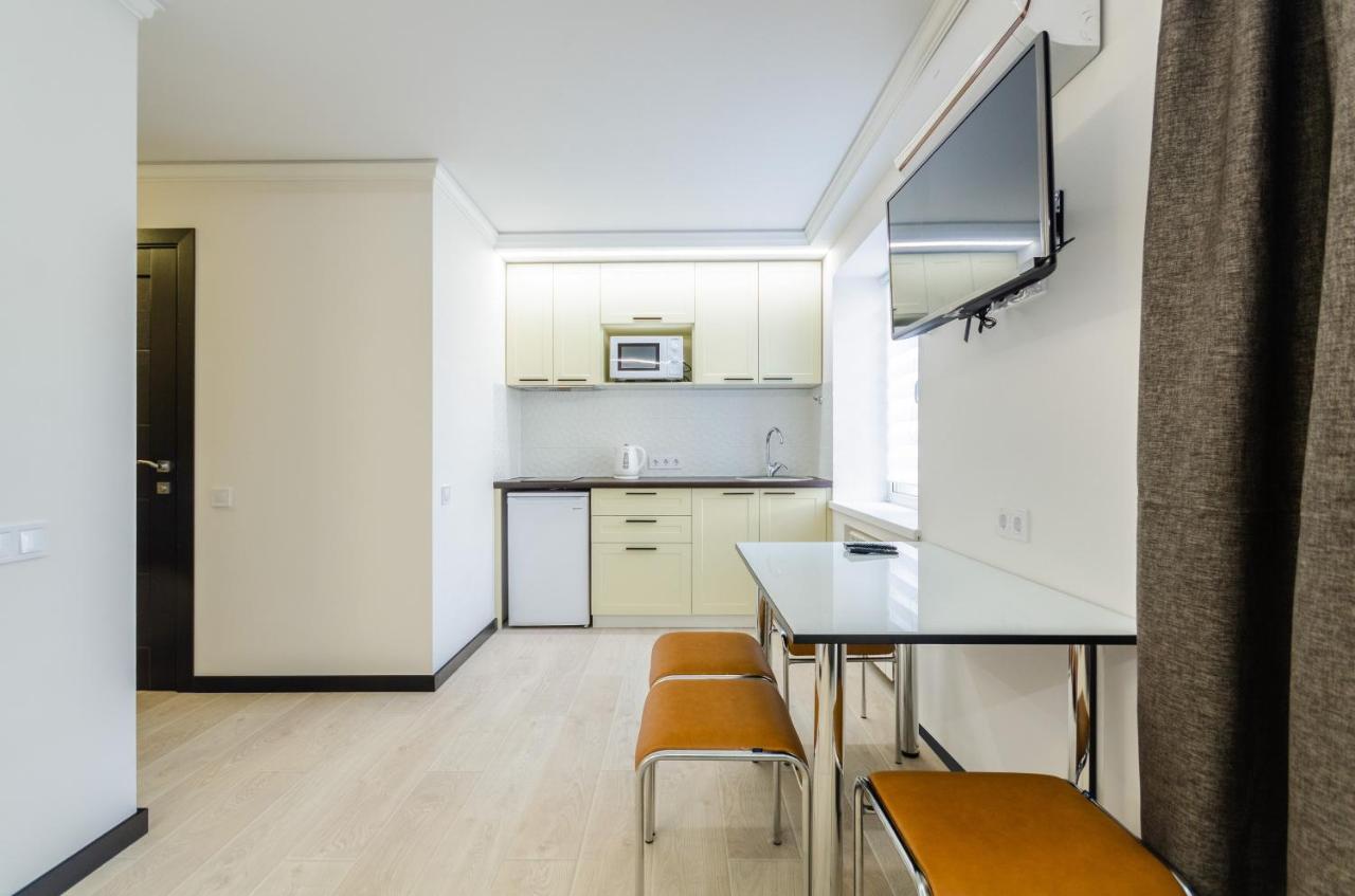 Artal Apartment On Obolonskyi Avenue 31 Киев Экстерьер фото