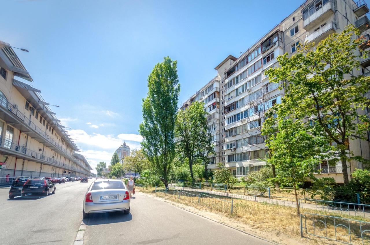 Artal Apartment On Obolonskyi Avenue 31 Киев Экстерьер фото