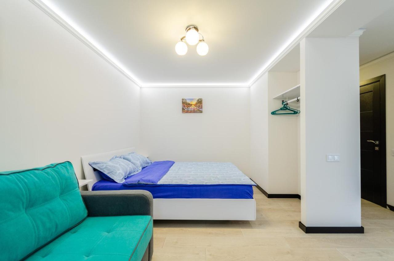 Artal Apartment On Obolonskyi Avenue 31 Киев Экстерьер фото